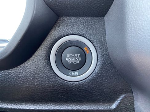 Used 2023 RAM 1500 Big Horn AWD/4WD image 39