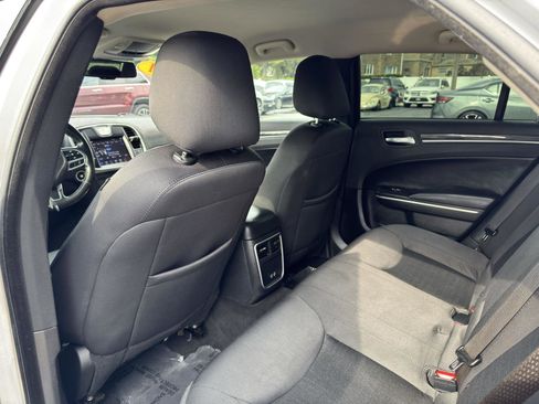 Used 2021 Chrysler 300 Touring w/ Sport Appearance Package image 32