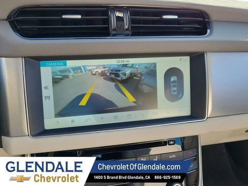 Used 2017 Jaguar XF Prestige image 29