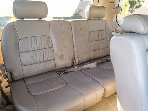 Used 2000 Lexus LX 470 4WD image 24