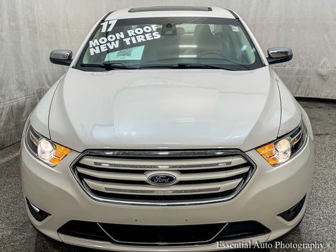 Used 2017 Ford Taurus Limited FWD image 5