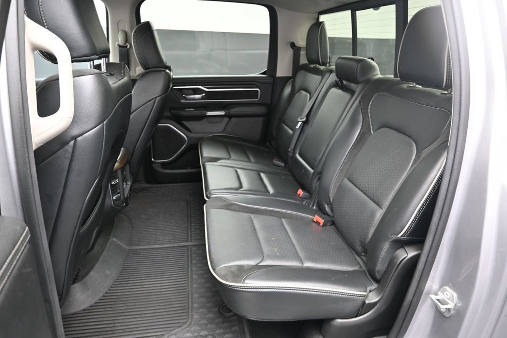 Used 2022 RAM 1500 Laramie AWD/4WD image 14