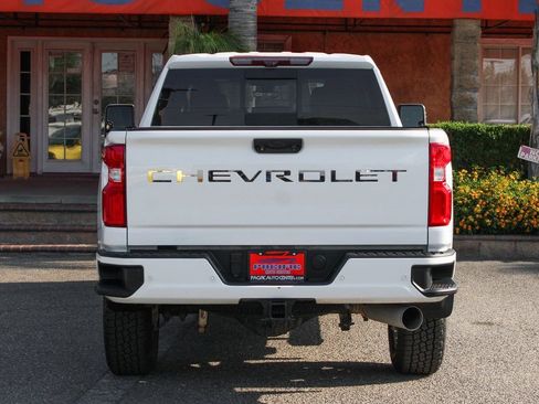 Used 2020 Chevrolet Silverado 3500 High Country w/ Z71 Off-Road Package image 7