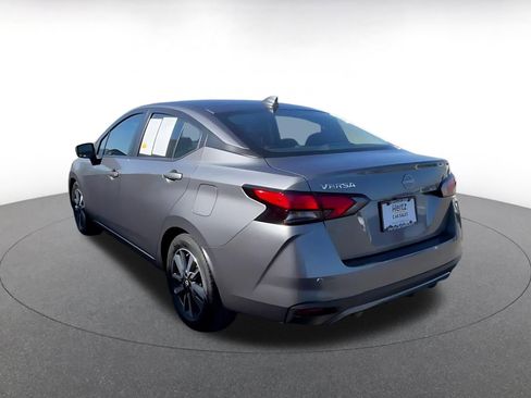 Used 2025 Nissan Versa SV image 11
