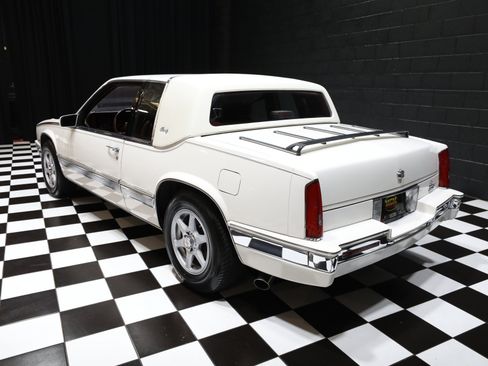 Used 1988 Cadillac Eldorado Coupe FWD image 28