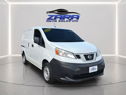 Used 2014 Nissan NV200 S w/ Back Door Glass Package FWD image 9