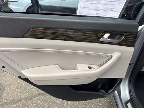 Used 2016 Hyundai Sonata Limited FWD image 39