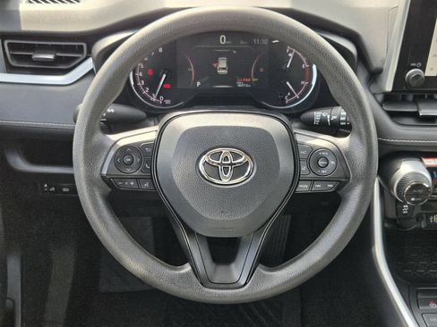 Used 2025 Toyota RAV4 XLE FWD image 15