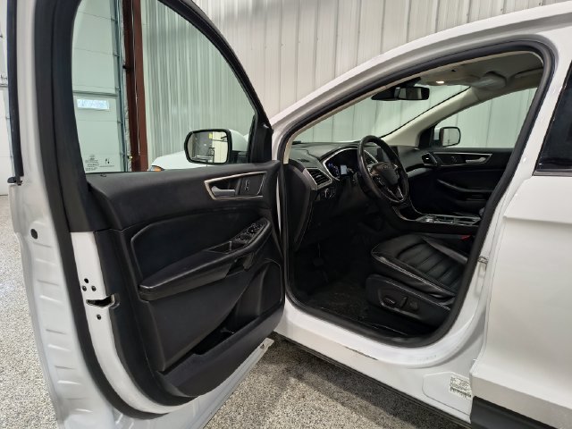 Used 2021 Ford Edge SEL w/ Convenience Package AWD/4WD image 12