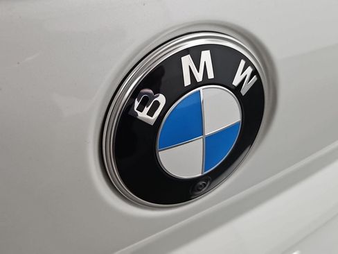 Used 2024 BMW 760i xDrive AWD/4WD image 35