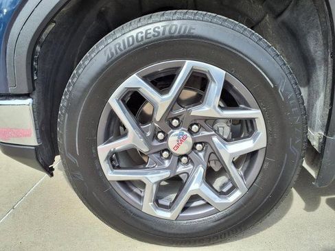 Used 2023 GMC Sierra 1500 SLT image 21