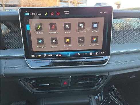 New 2026 Volkswagen Tiguan SE image 19