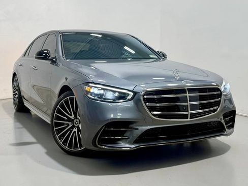 Used 2023 Mercedes-Benz S 580 4MATIC Sedan image 6