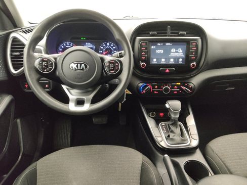 Used 2020 Kia Soul S FWD image 22