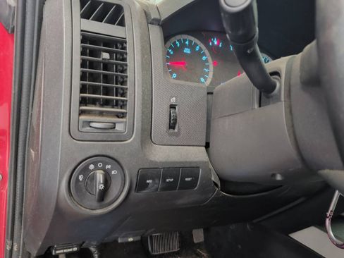 Used 2011 Ford Escape XLT w/ 203A Rapid Spec Order Code FWD image 35