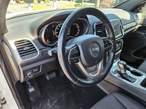 Used 2021 Jeep Grand Cherokee Laredo w/ Protech Group AWD/4WD image 20