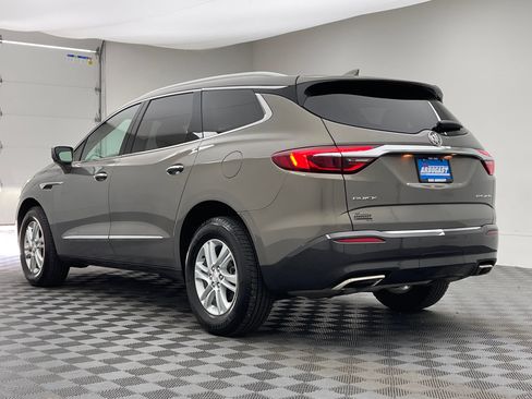Used 2018 Buick Enclave Premium FWD image 12