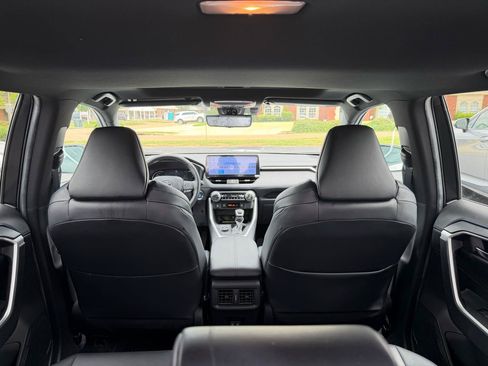 Used 2021 Toyota RAV4 XSE AWD/4WD image 13