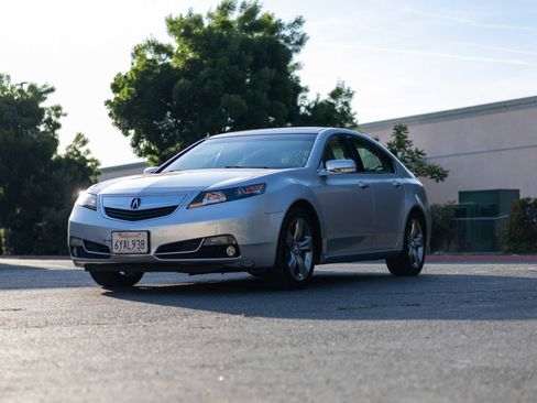 Used 2012 Acura TL SH-AWD image 3