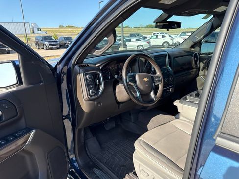 Used 2020 Chevrolet Silverado 1500 LT w/ Texas Edition AWD/4WD image 20