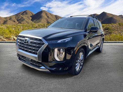Used 2020 Hyundai Palisade Limited FWD image 2