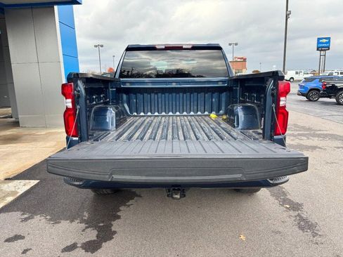 Used 2021 Chevrolet Silverado 1500 Custom image 4