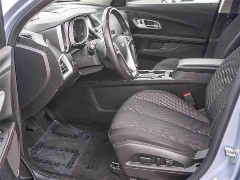 Used 2015 Chevrolet Equinox LT image 17