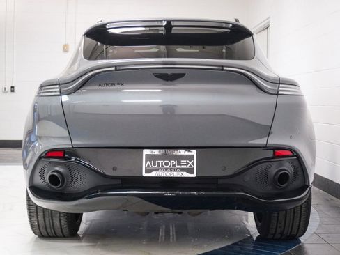 Used 2021 Aston Martin DBX AWD/4WD image 37