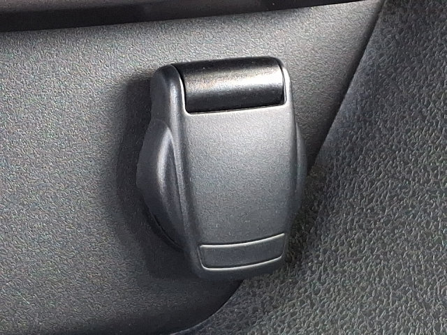 Used 2025 Nissan Leaf S FWD image 16