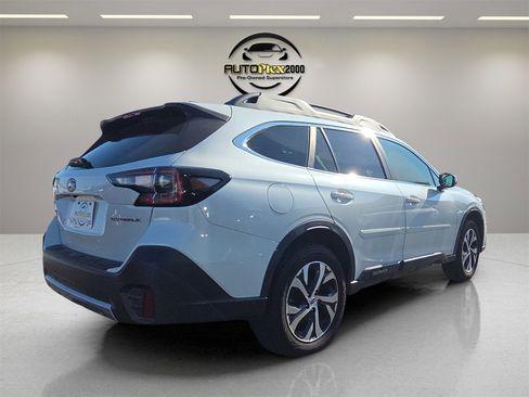 Used 2021 Subaru Outback Limited image 7