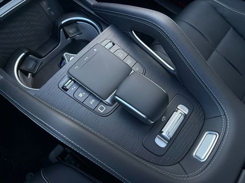 Used 2026 Mercedes-Benz GLS 580 4MATIC image 29