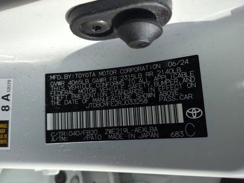 Used 2024 Toyota Corolla LE FWD image 15