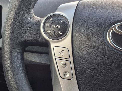 Used 2015 Toyota Prius Three image 15