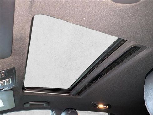 Used 2018 Mercedes-Benz GLE 350 4MATIC image 18