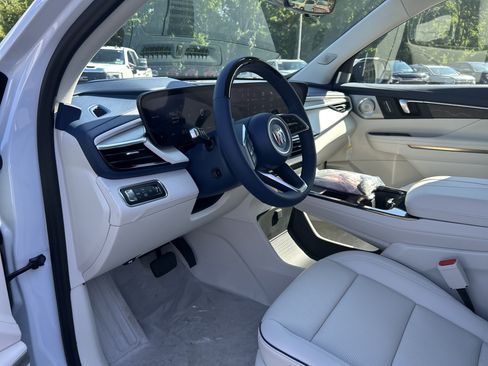 New 2026 Buick Enclave Avenir w/ Super Cruise Package AWD/4WD image 19