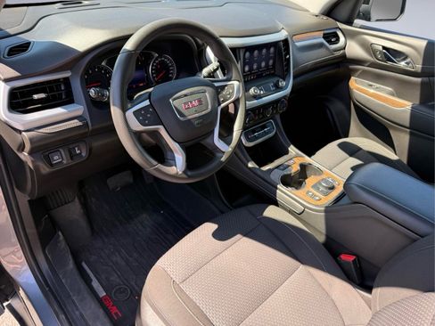 Used 2022 GMC Acadia SLE w/ GMC Pro Grade Package AWD/4WD image 14
