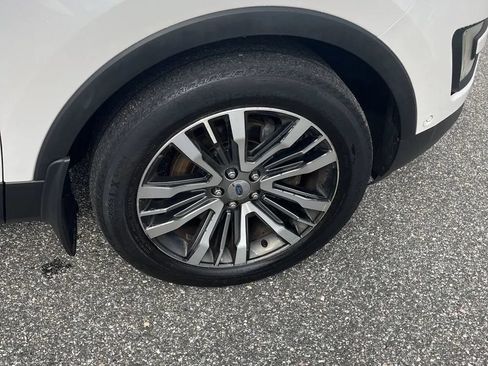 Used 2017 Ford Explorer Platinum AWD/4WD image 20