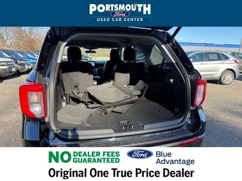 Used 2023 Ford Explorer XLT w/ Equipment Group 202A image 12