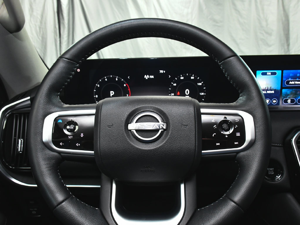 Used 2025 Nissan Armada SV AWD/4WD image 23