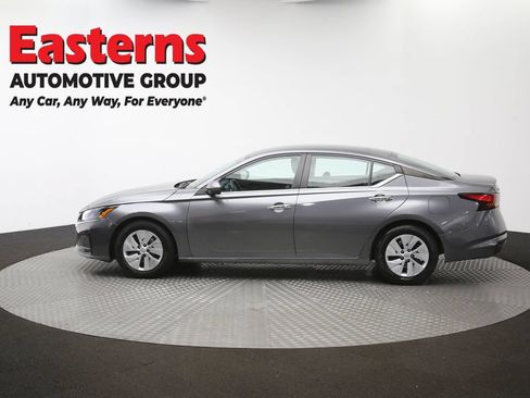 Used 2023 Nissan Altima 2.5 S FWD image 59
