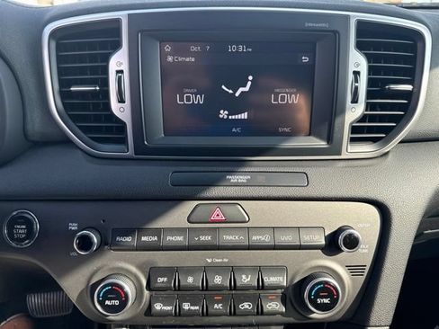 Used 2017 Kia Sportage EX w/ EX Premium Package AWD/4WD image 6