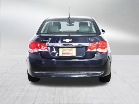 Used 2014 Chevrolet Cruze LT w/ RS Package FWD image 6