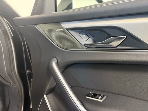 New 2025 Jaguar F-PACE R-Dynamic S image 33