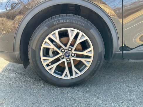 Used 2022 Ford Escape SEL image 29