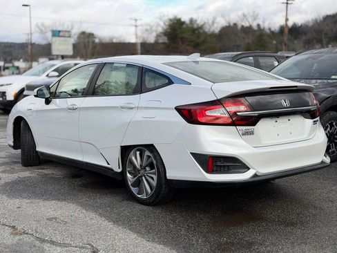 Used 2018 Honda Clarity Touring image 3