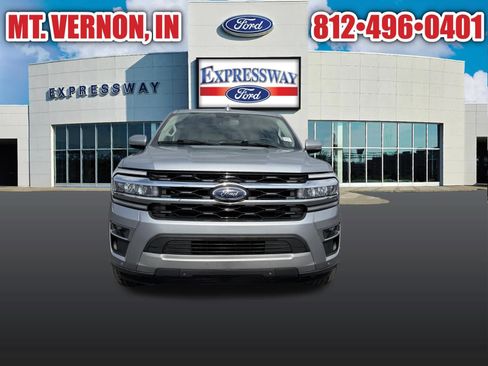 Used 2024 Ford Expedition Limited AWD/4WD image 4