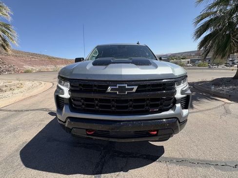 Used 2024 Chevrolet Silverado 1500 LT Trail Boss w/ Convenience Package II AWD/4WD image 8