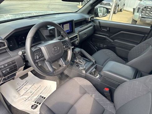 Certified 2024 Toyota Tacoma SR AWD/4WD image 15