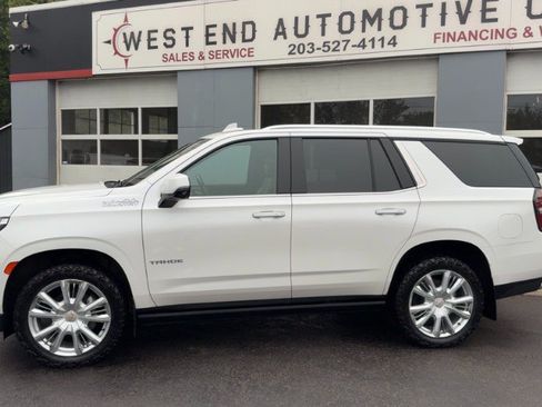 Used 2021 Chevrolet Tahoe High Country w/ Premium Package AWD/4WD image 8
