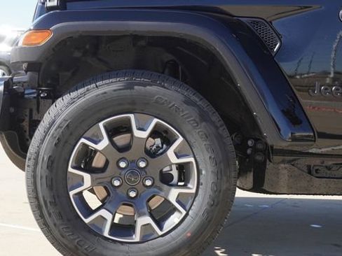 New 2026 Jeep Gladiator Sport image 5